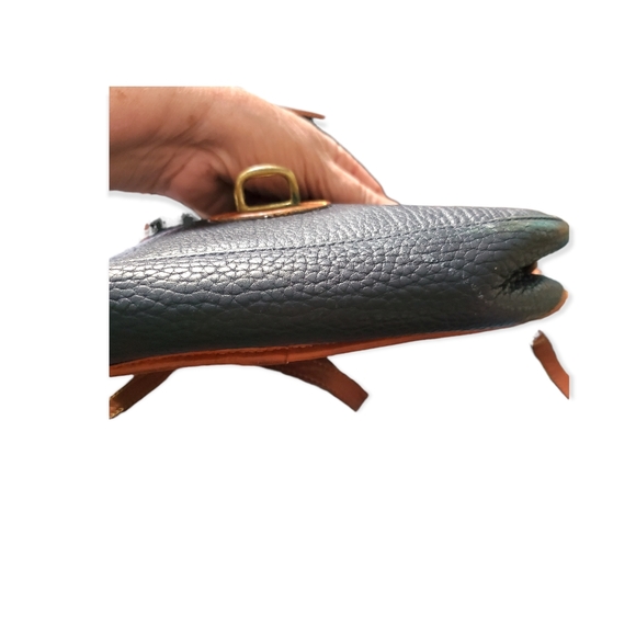 Dooney And Burke Crossbody strap purse navy blue and brown pebble leather - Picture 3 of 7